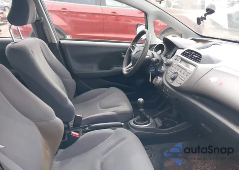 2011 Honda Fit from USA, damaged, VIN JHMGE8G31BC021857